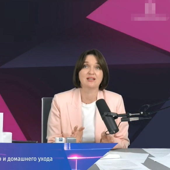 Russische experts - ZQ -II Cosmeceutical Line gecombineerde toepassing met foto -elektrische apparatuur